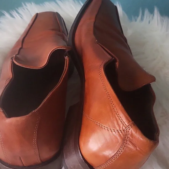 Versace  Men's Brown calf Leather Square Toe dress shoes - Picture 6 of 13